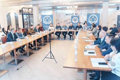 У Вінниці обговорили врегулювання земельних питань для швидкої відбудови країни після Перемоги У Вінниці обговорили врегулювання земельних питань для швидкої відбудови країни після Перемоги