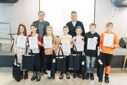 Діти-волонтери з Вінниці зібрали майже мільйон гривень на ЗСУ