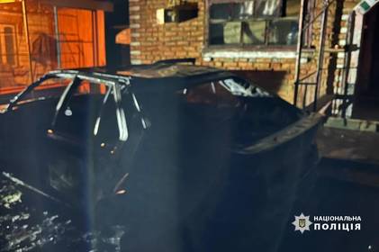 На Вінниччині жінка помстилася односельчанці, спаливши її автомобіль