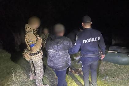 Поліцейські Вінниччини ліквідували канал незаконного перетину державного кордону