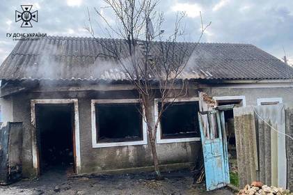 Трагедія на Вінниччині: маленька дитина та двоє жінок загинули у пожежі