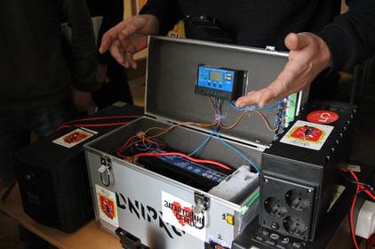 У Вінниці збирають вторсировину та кошти на деталі для зарядних станцій, які виготовляють студенти ВТФК