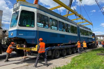 У Вінницю прибуло ще 3 трамваї «Tram2000»