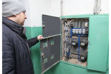 У п’яти будинках у Вінниці відремонтували систему електропостачання 