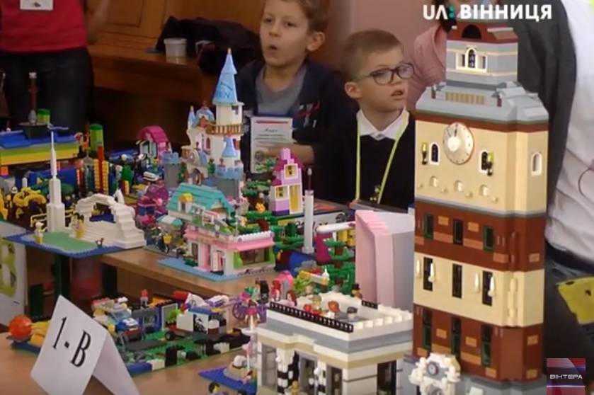 У Вінниці відбувся перший фестиваль дитячої творчості з робототехніки та LEGOконструювання