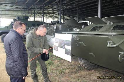 Валерій Коровій ознайомився з військовою технікою військової частини 3028