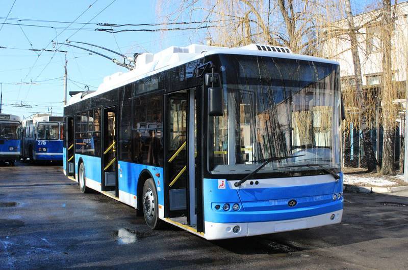 З вечора 5 листопада до ранку 6 листопада буде змінено рух тролейбусів №№12, 13, 14