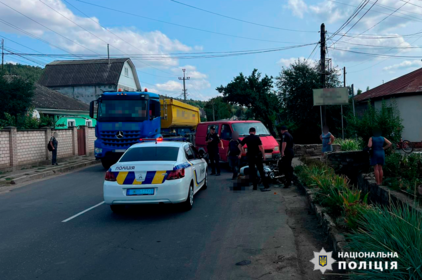 На Вінниччині водій мотоцикла отримав травми несумісні з життям: слідчі встановлюють обставини автопригоди