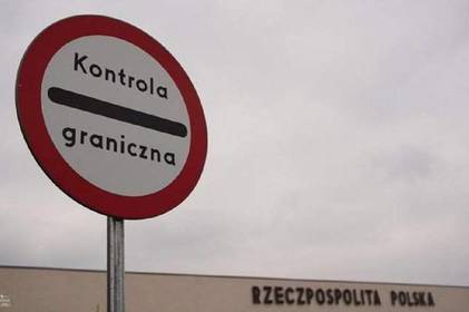 Польща ввела обмеження для автотранспорту, який має російську реєстрацію