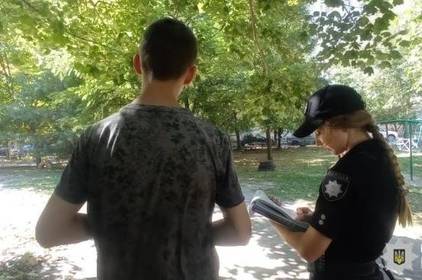 Назнімав контенту на досудове розслідування: у Вінниці встановили особу юнака, який стріляв на території парку
