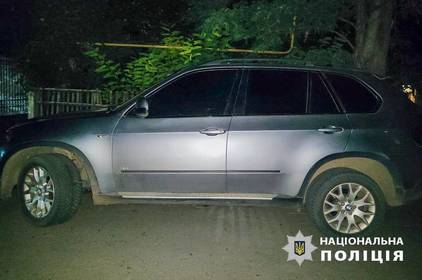 Жителька Одещини постраждала від корови, яку збив автомобіль