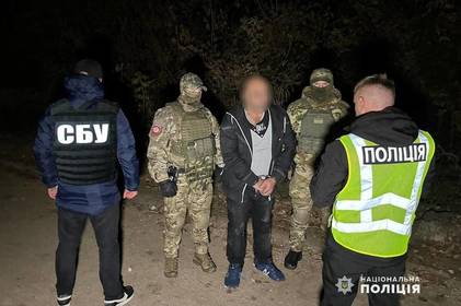 Скільки коштує втеча: на Вінниччині затримали організатора нелегальної переправи через кордон