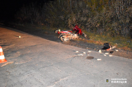 У Вінницькій області нетверезий водій  не впорався з керуванням мотоцикла і вбив 54-річну пасажирку