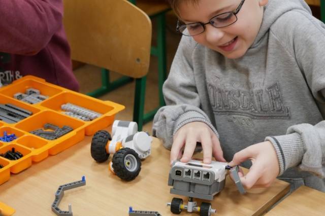 Наступного тижня в Палаці дітей та юнацтва відбудеться фестиваль робототехніки