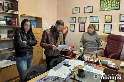 Збирала «данину» зі студентів: у Вінницькій області на хабарництві викрили очільницю підрозділу відомчого навчального закладу
