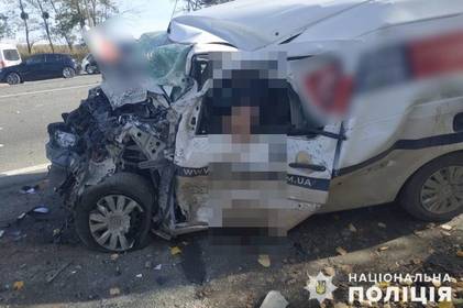 На Вінниччині в аварії за участі чотирьох автомобілів загинули двоє водіїв 