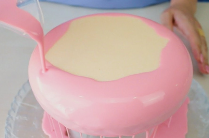 Секрети ідеального покриття торту мастикою для початківців