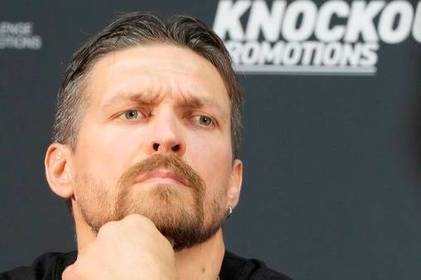 Олександр Усик залишився найкращим надважковаговиком світу за версією ESPN після падіння Тайсона Ф'юрі: рейтинг