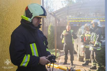 Поблизу Вінниці погасили пожежу на території приватного домоволодіння