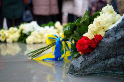 У Вінниці вшанували пам'ять загиблих на Майдані Небесної Сотні та Героїв російсько-української війни