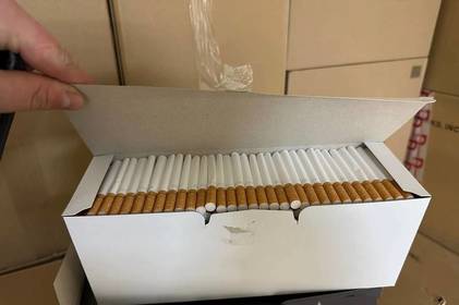 На Вінниччині викрили чоловіка, який у складському приміщенні зберігав понад 200 кг тютюну