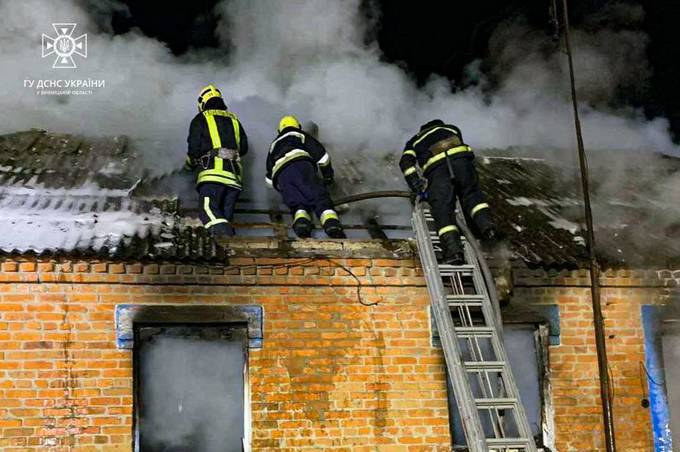 На Вінниччині внаслідок 11 пожеж три людини загинуло, ще одна - травмувалася