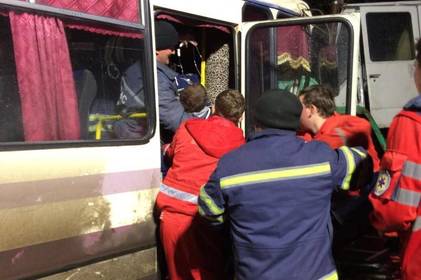 Рятувальники надали допомогу водієві автобусу
