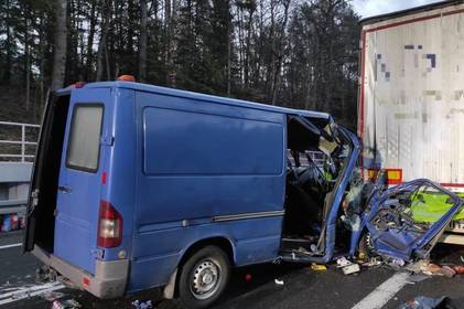 В Польщі мікроавтобус з українцями потрапив у ДТП: є загиблий та поранені