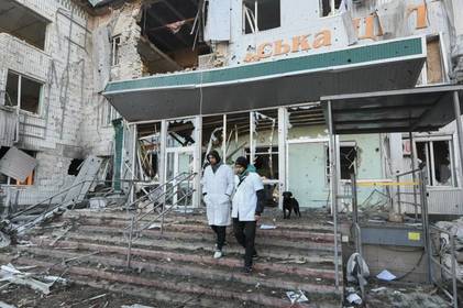 В Україні за майже два роки повномасштабної війни повністю відновили 451 медзаклад