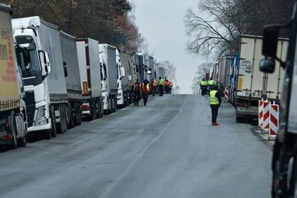 Польські перевізники знову планували блокування кордону Медика - Шегині: як відреагувала польська влада