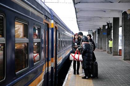 Курсуватиме через Вінницю: Укрзалізниця представила перший поїзд, модернізований на власних потужностях 