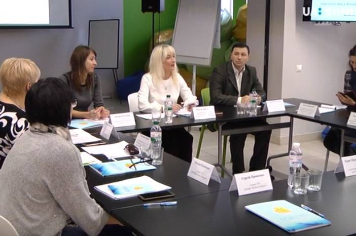 У Вінниці провели круглий стіл на тему: «Міст взаємодії - співробітництво для поліпшення умов життя осіб з інвалідністю»