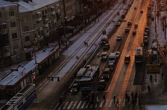 З понеділка буде відкрито рух громадського транспорту по вулиці Замостянській