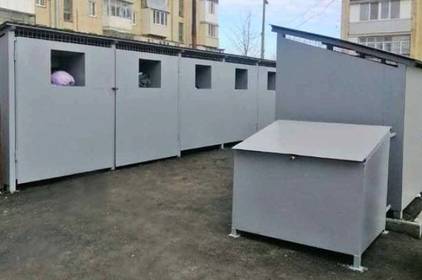 У Вінниці на Київській встановили контейнерний майданчик для сміття
