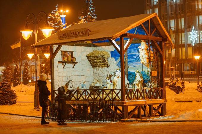 Вінничан запрошують на святкову програму «Різдвяне сяйво»