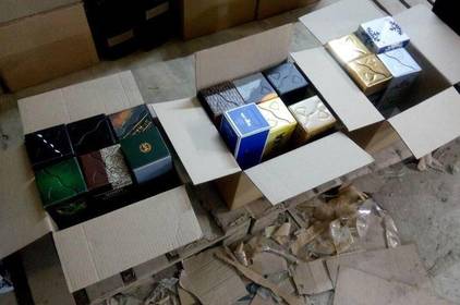 На Вінниччині виявили злочинну групу, яка здійснювала незаконний продаж фальсифікованого алкоголю На Вінниччині виявили злочинну групу, яка здійснювала незаконний продаж фальсифікованого алкоголю