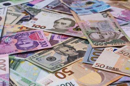 Скільки сьогодні коштує валюта: офіційний курс від НБУ