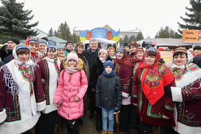 Президент у Калинівці відвідав всеукраїнське свято до 185–річчя українського поета Степана Руданського