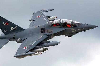 Білоруський навчально-бойовий літак Як-130 вторгся на територію України: що відомо Білоруський навчально-бойовий літак Як-130 вторгся на територію України: що відомо