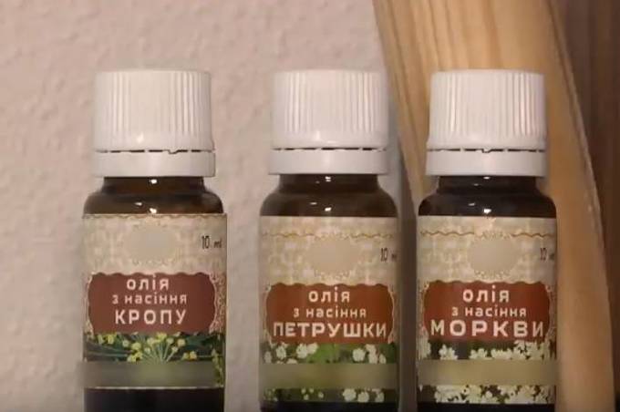 Вінницький підприємець виготовляє цілющі олії з різних видів насіння