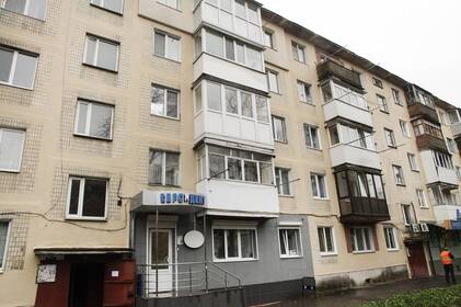 У Вінниці відремонтували міжпанельні шви в багатоповерхівці У Вінниці відремонтували міжпанельні шви в багатоповерхівці