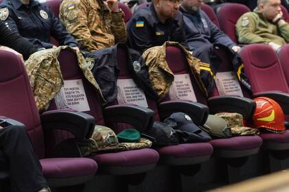 У МВС України презентували документальний фільм про репатріацію полеглих захисників У МВС України презентували документальний фільм про репатріацію полеглих захисників