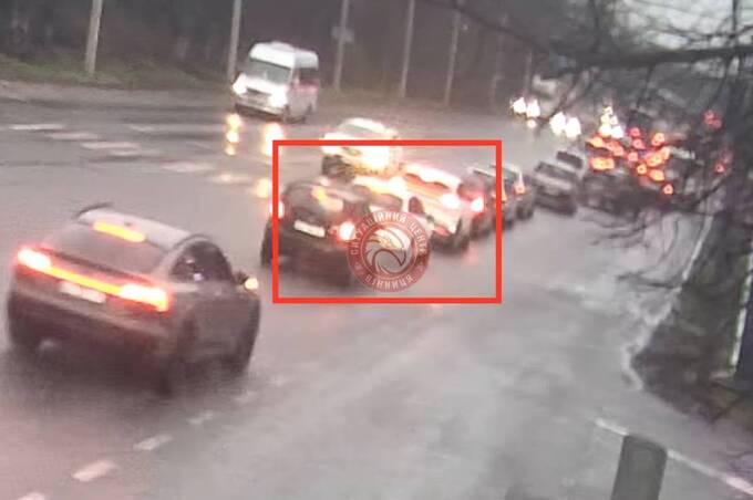 У Вінниці на Хмельницькому шосе сталася потрійна ДТП (відео)