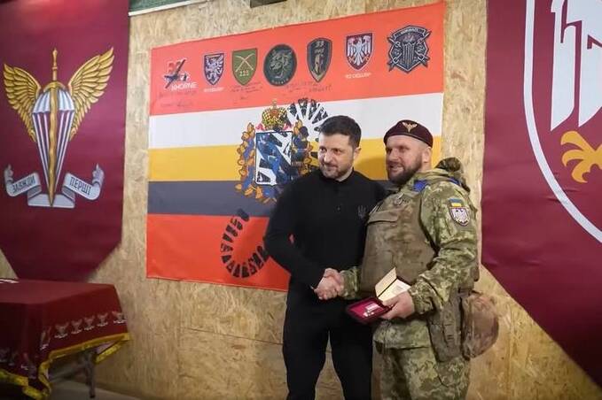 Президент Зеленський вручив орден «За мужність» воїну з Вінниччини
