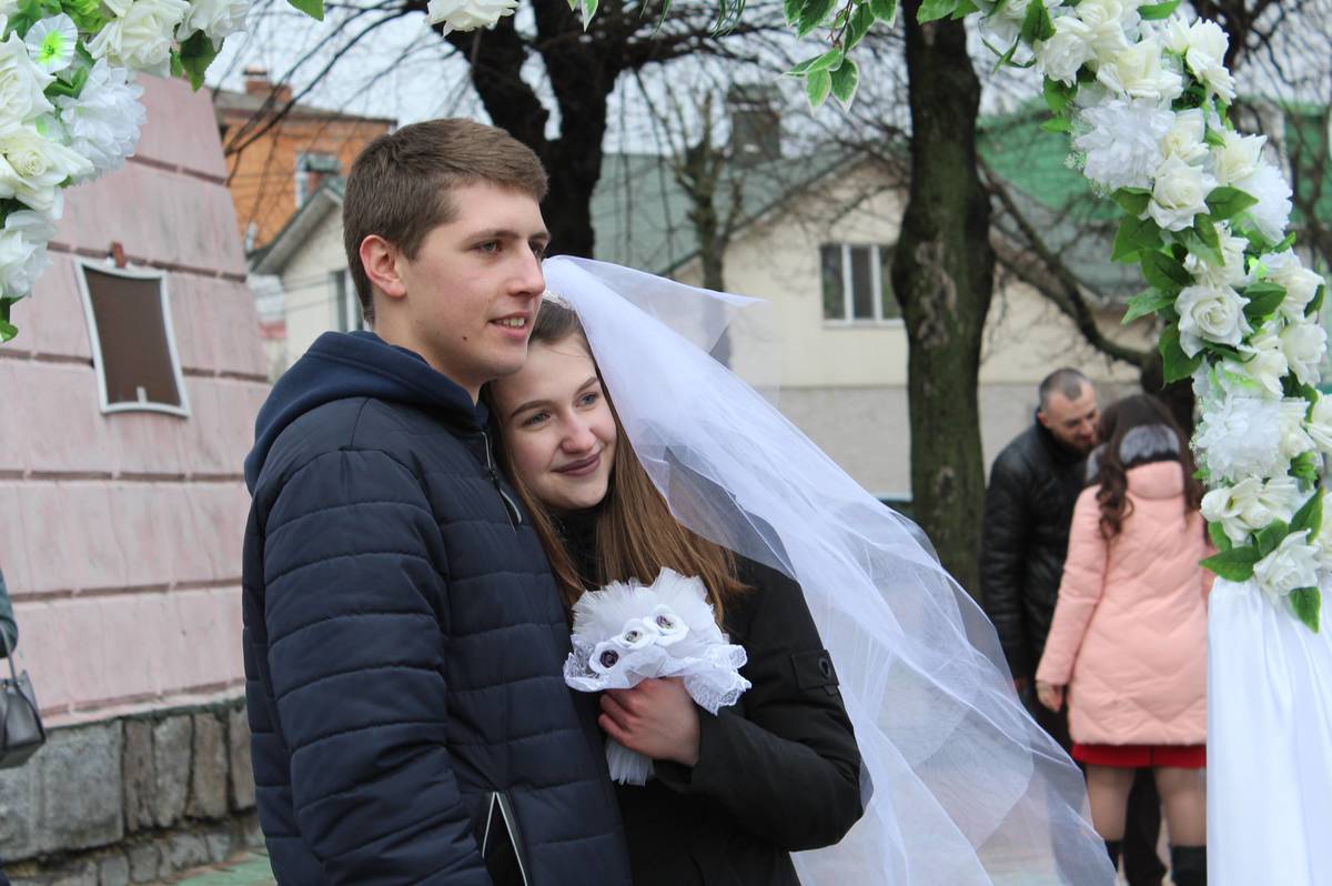 Love is: у Вінниці відбулося щорічне свято «Давай одружимось»
