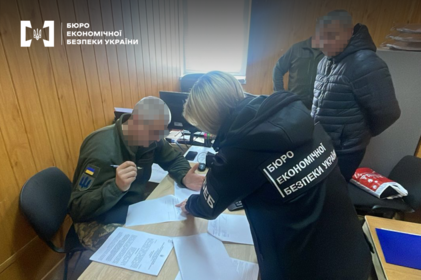 На Вінниччині викрили оборудку з продажем армійських ліжок: подробиці