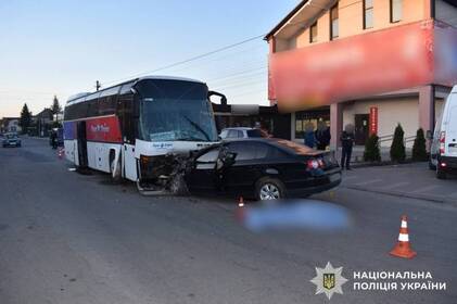У Вапнярці внаслідок зіткнення з автобусом загинув водій легковика: поліція розслідує обставини
