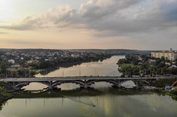 Рух через міст на Чорновола у Вінниці відновлять раніше запланованого