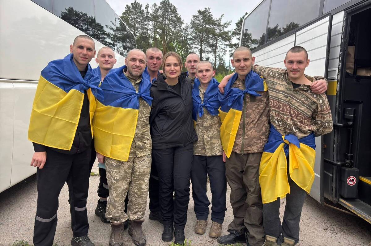 Наші вдома: з російського полону повернулися п'ять воїнів з Вінниччини (фото)