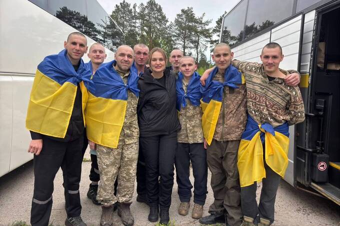 Наші вдома: з російського полону повернулися п'ять воїнів з Вінниччини (фото)